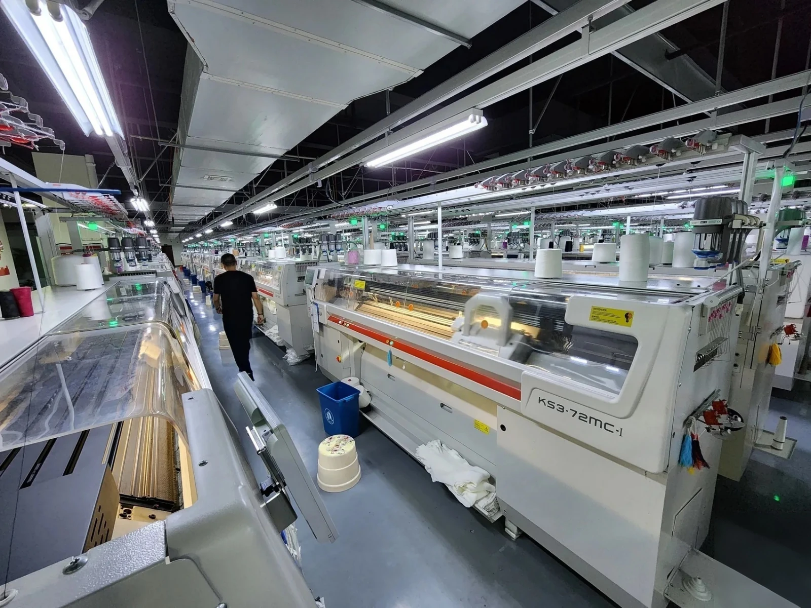 clothing-accessories-factory-production-line